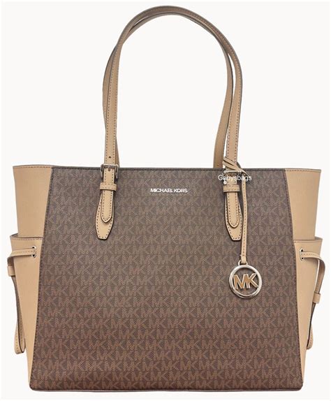 michael kors milo drawstring tote|Jet Set Medium Two.